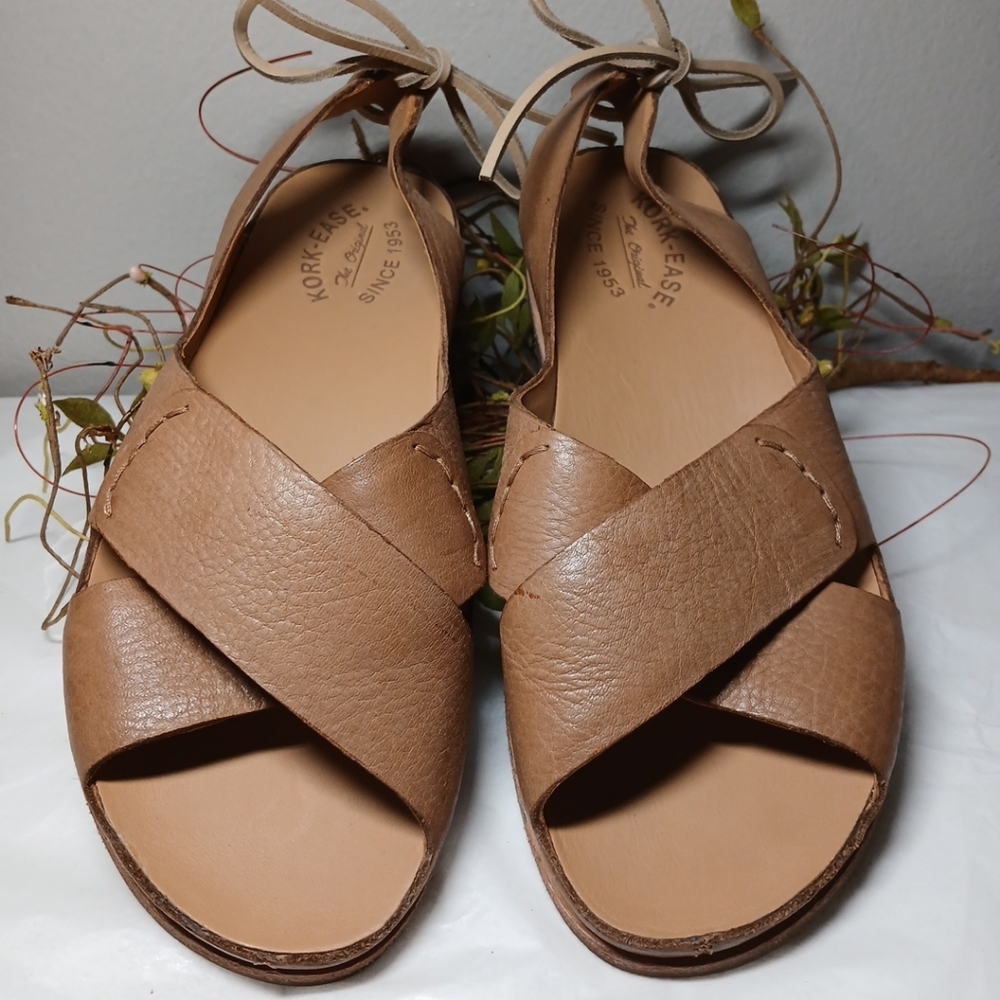 Kork-Ease Tan Leather Crisscross Tie-Up Sandals Womens Sz 8M NWOT Boho Festival